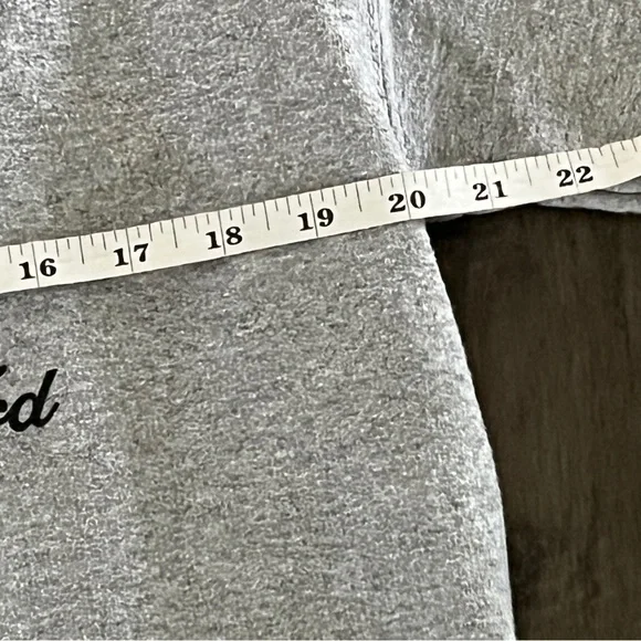 Ford Bronco Gray Crewneck Sweatshirt- Size Medium - Picture 9 of 11